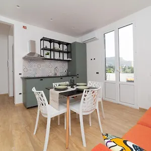 https://lovely-palermo.sicilyhotelsitaly.net