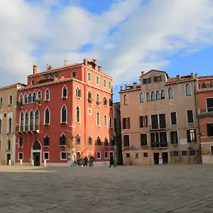 https://fenice-apartments-in-venice.hotelslidodijesolo.com