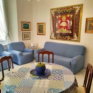 https://casa-scalini.it-lombardy.com